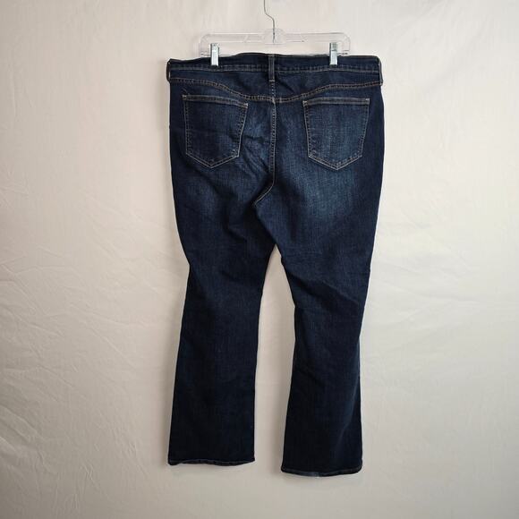 Old Navy The Sweet Heart Jeans Women's 18 Blue Dark Wash Bootcut - Picture 2 of 16